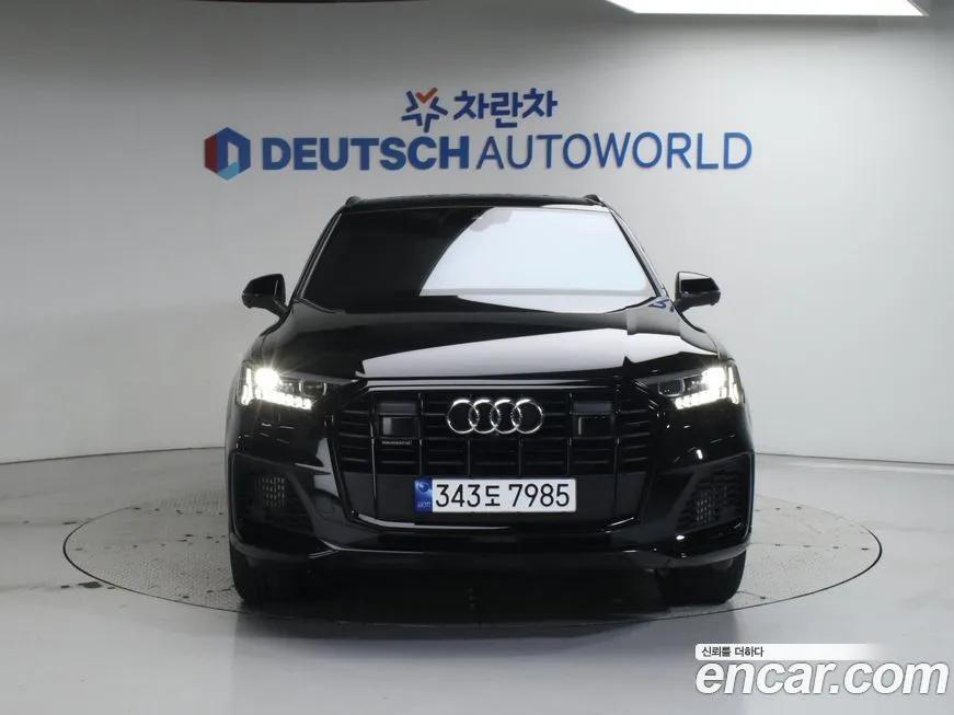 Audi Q7 2023 из KR, фото 3