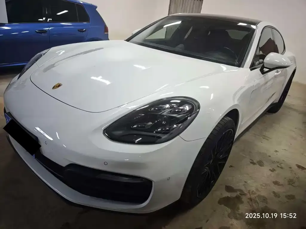 Porsche Panamera 2023 из CN, фото 1