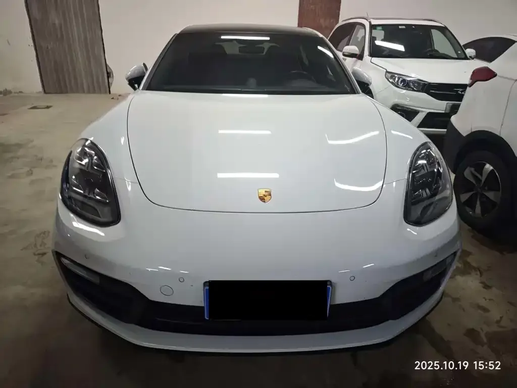 Porsche Panamera 2023 из CN, фото 2