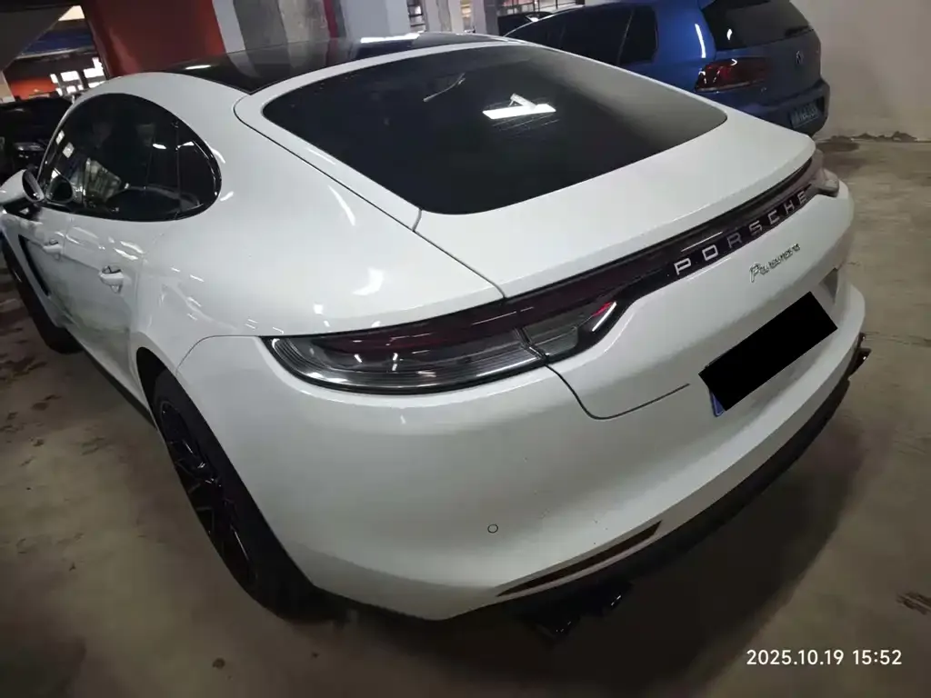 Porsche Panamera 2023 из CN, фото 4