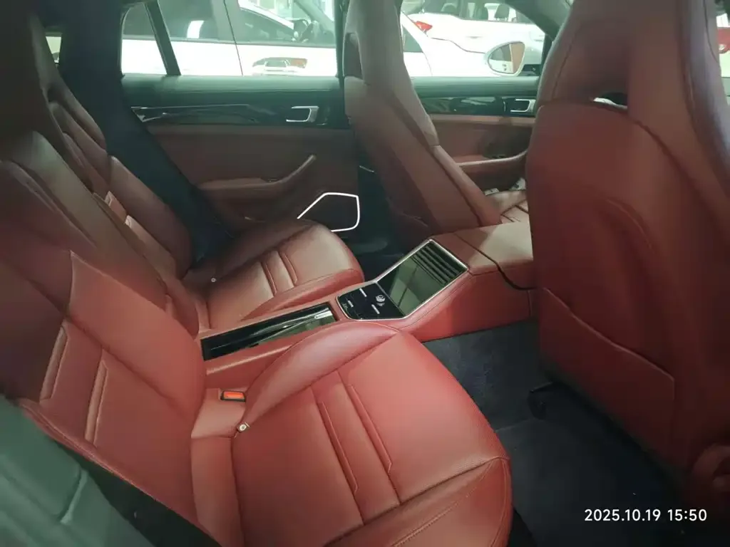 Porsche Panamera 2023 из CN, фото 7