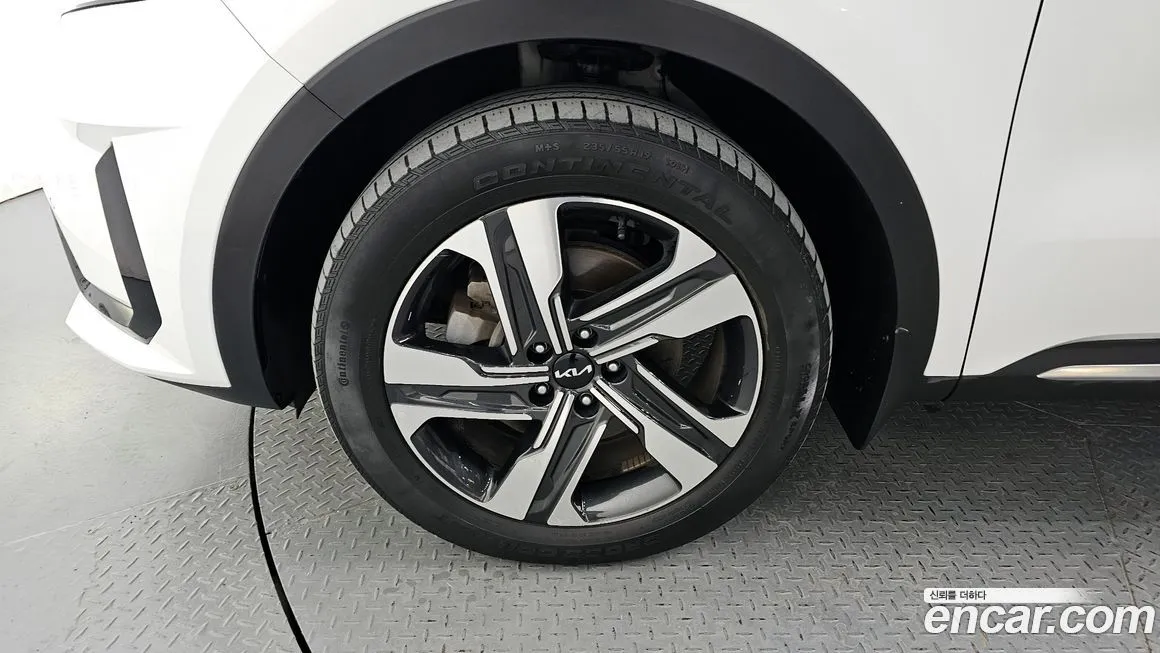 Kia Sorento — фото 5