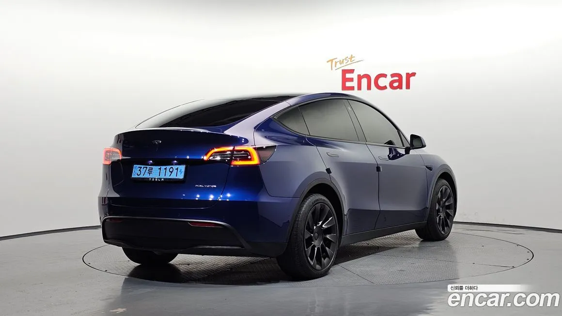 Tesla Model Y 2022 из KR, фото 2