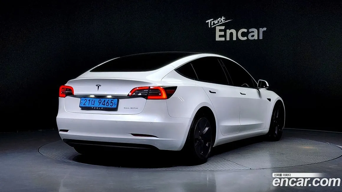 Tesla Model 3 2021 из KR, фото 2