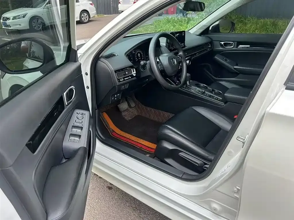 Honda Civic — фото 3