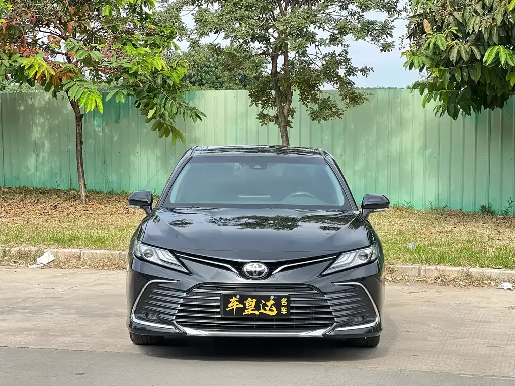 Toyota Camry 2023 из CN, фото 2