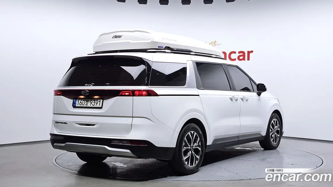 Kia Carnival — фото 2