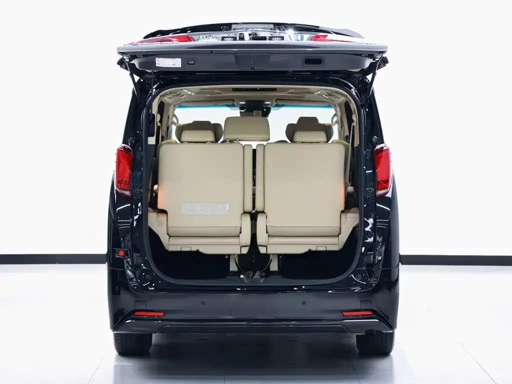 Toyota Alphard 2023 из CN, фото 10