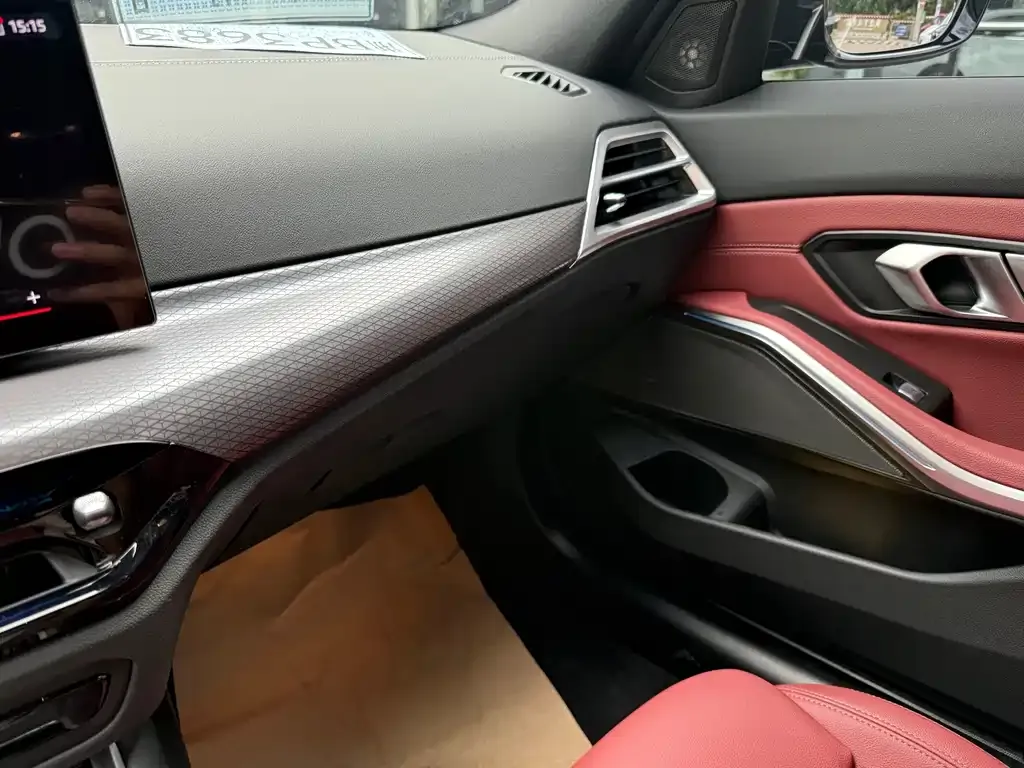 [object Object] 3 Series 2025 из CN, фото 7