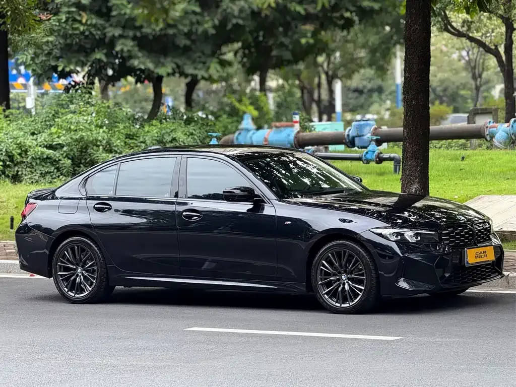 BMW 3 Series 2023 из CN, фото 3