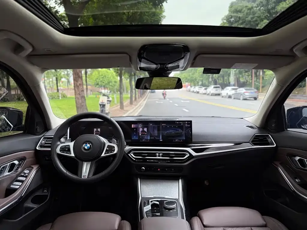 BMW 3 Series 2023 из CN, фото 8