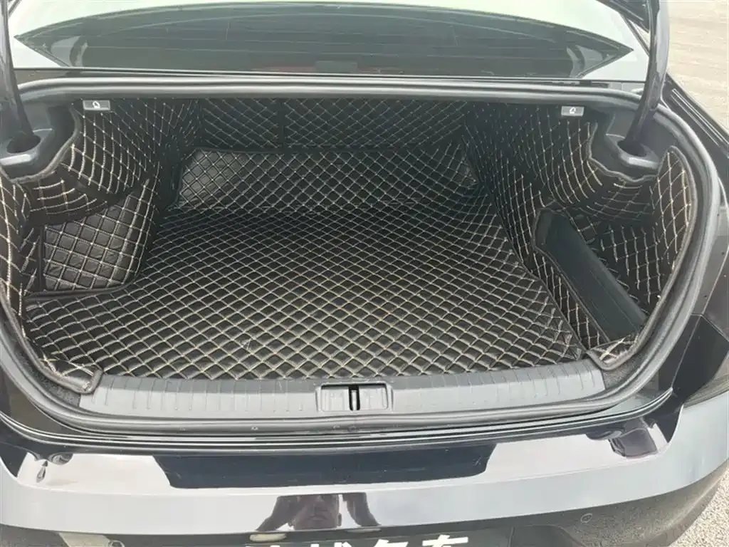 Volkswagen Magotan 2022 из CN, фото 4