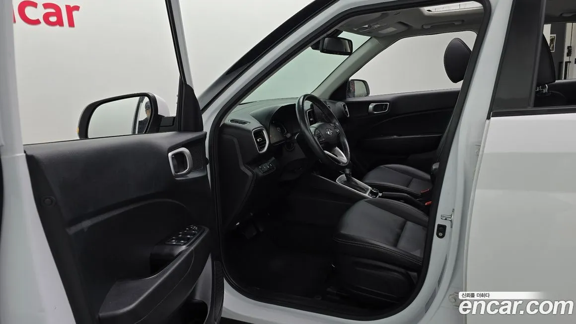 Hyundai Venue 2023 из KR, фото 10