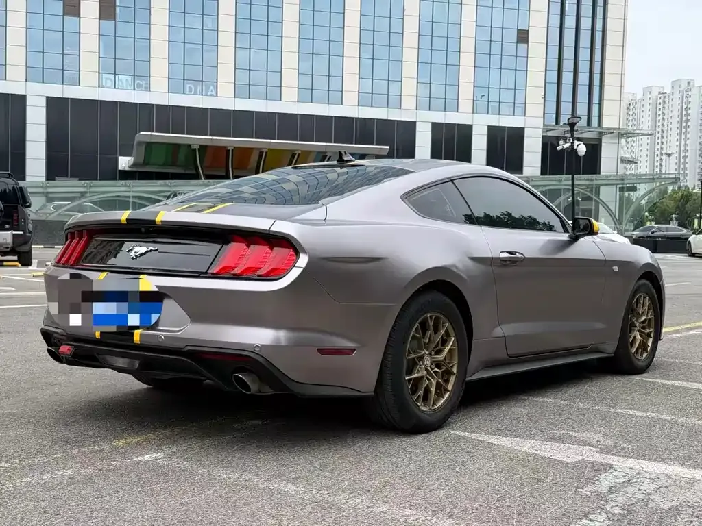 Ford Mustang 2023 из CN, фото 5