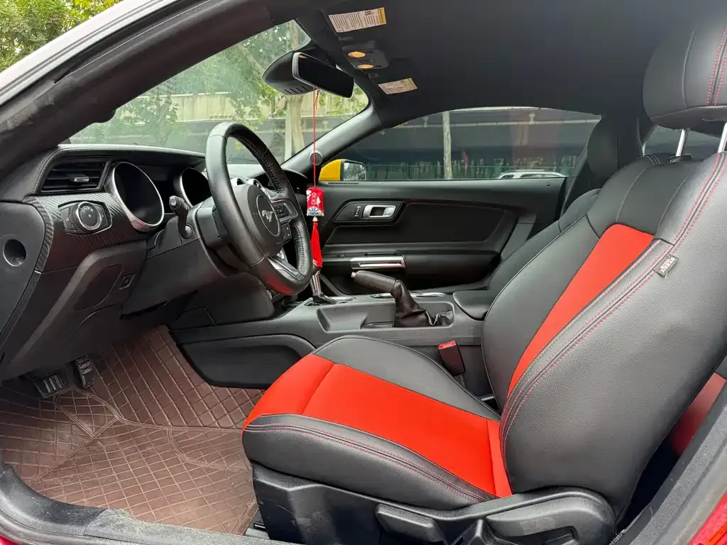 Ford Mustang 2023 из CN, фото 6