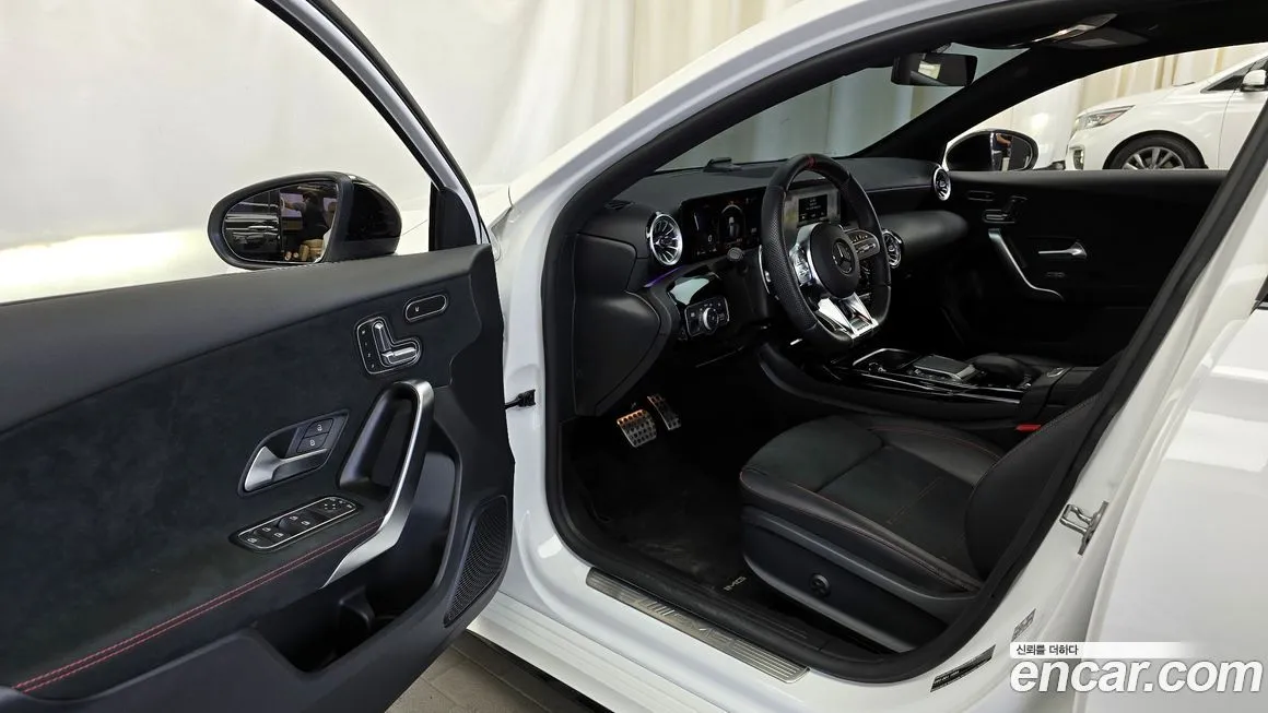 Mercedes-Benz A-Class — фото 10