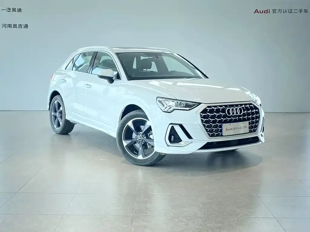 Audi Q3 — фото 3