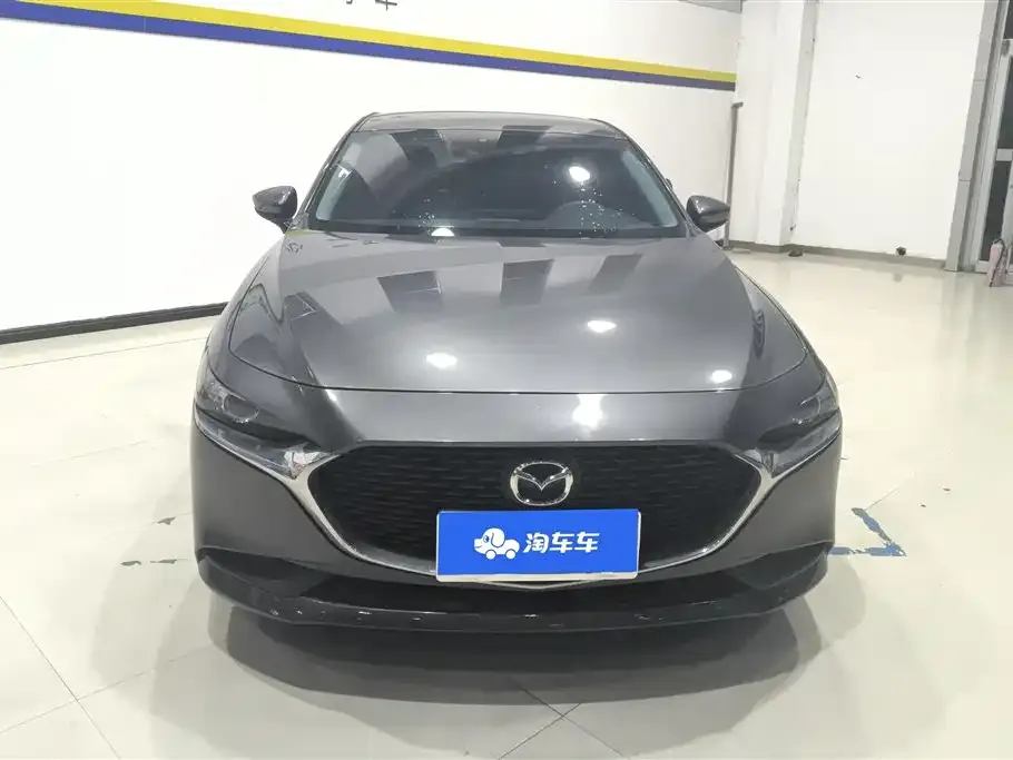 Mazda 3 Axela 2024 из CN, фото 2