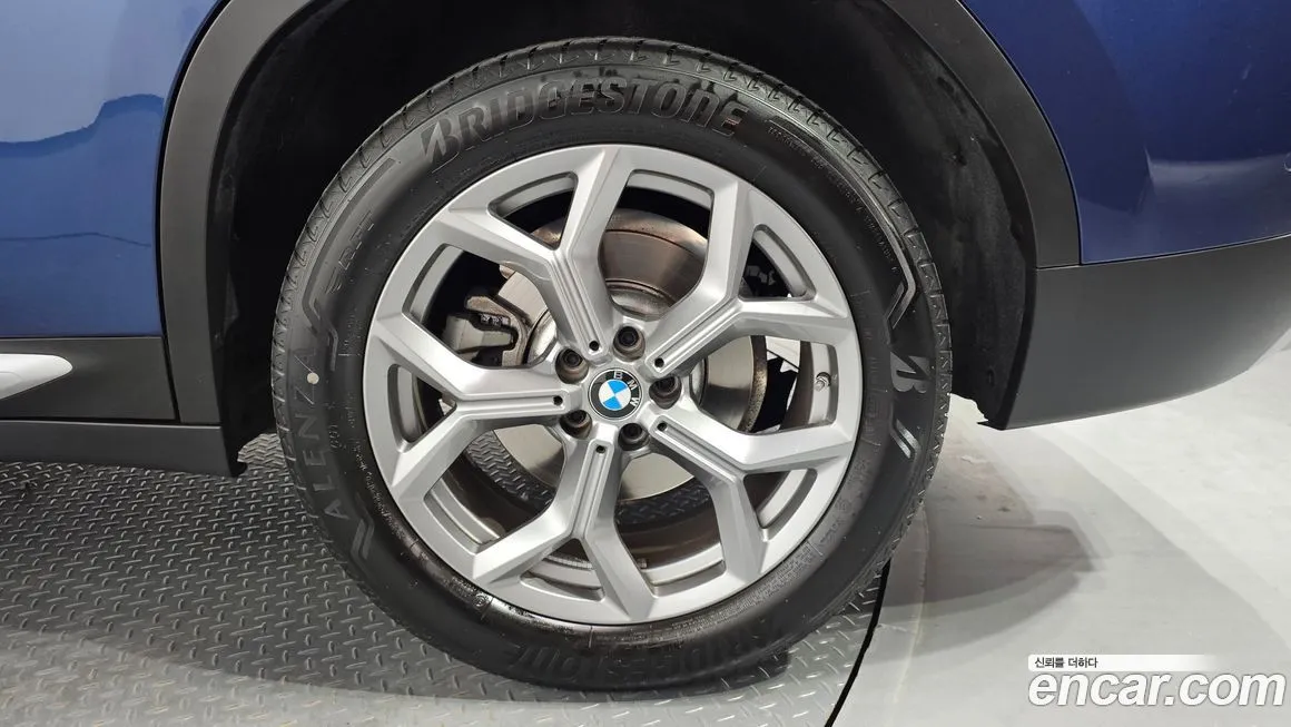BMW X4 2023 из KR, фото 5
