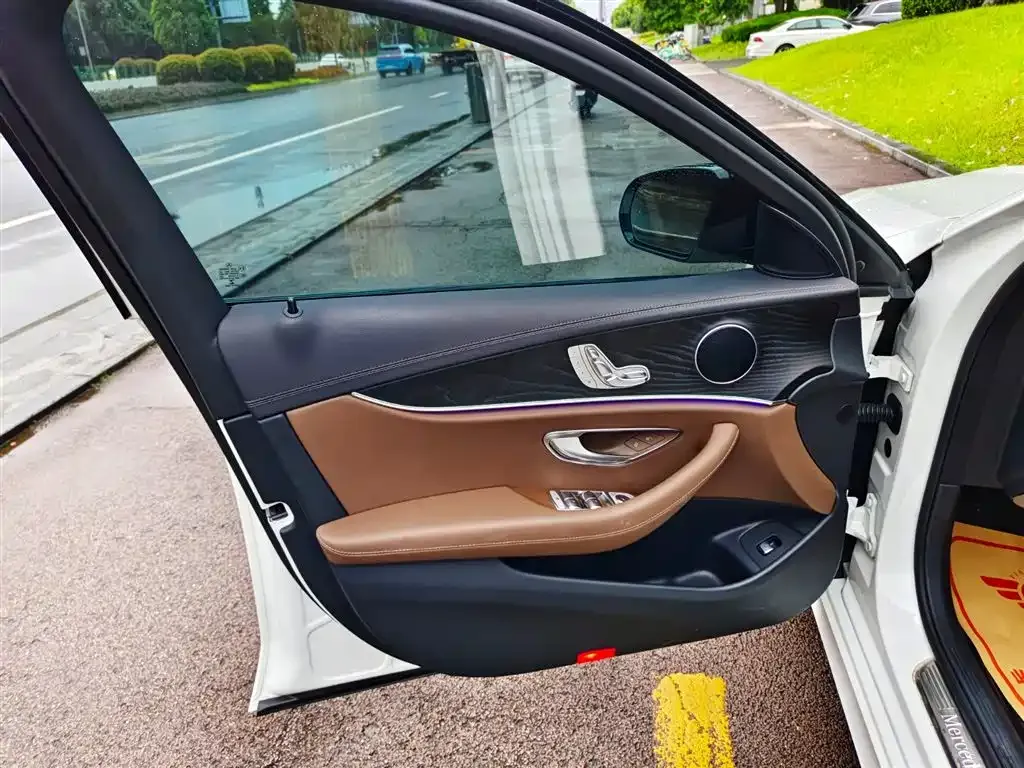 Mercedes-Benz E-Class (Import) 2022 из CN, фото 6