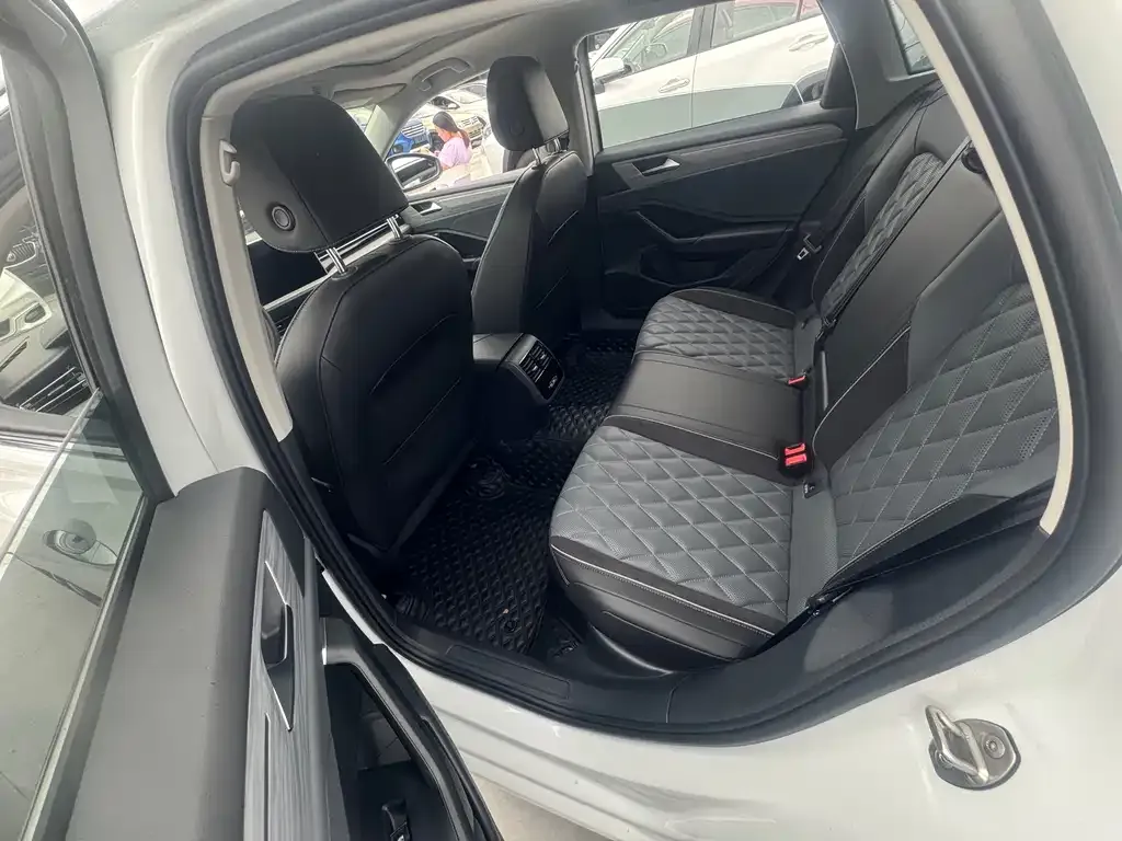 Volkswagen Sagitar 2024 из CN, фото 7