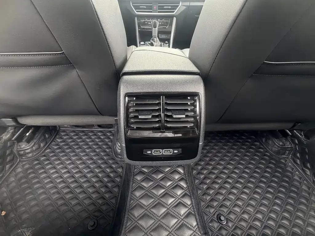 Volkswagen Sagitar 2024 из CN, фото 9