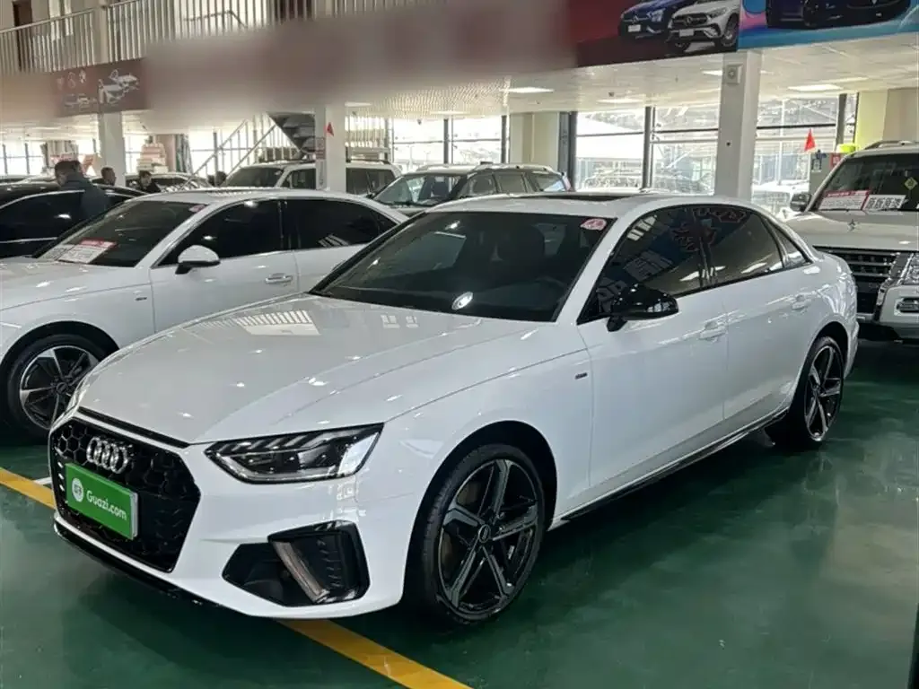 Audi A4L 2024 из CN, фото 1