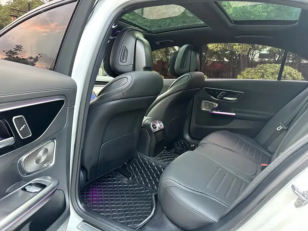Mercedes-Benz C-Class 2023 из CN, фото 8