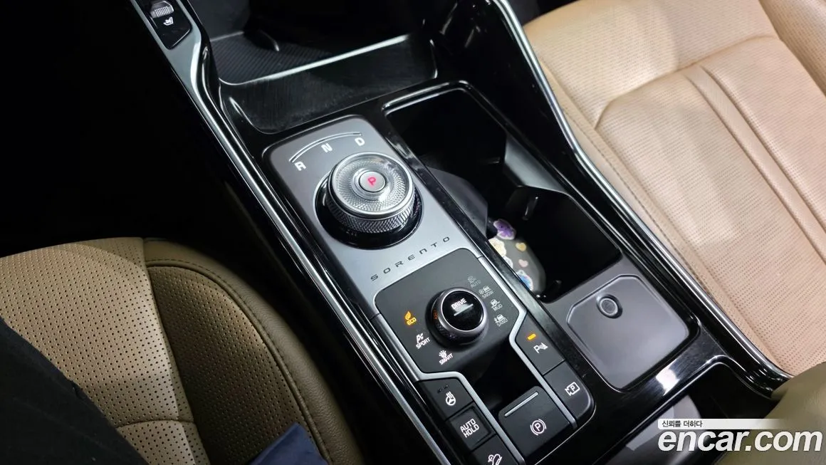 Kia Sorento — фото 9