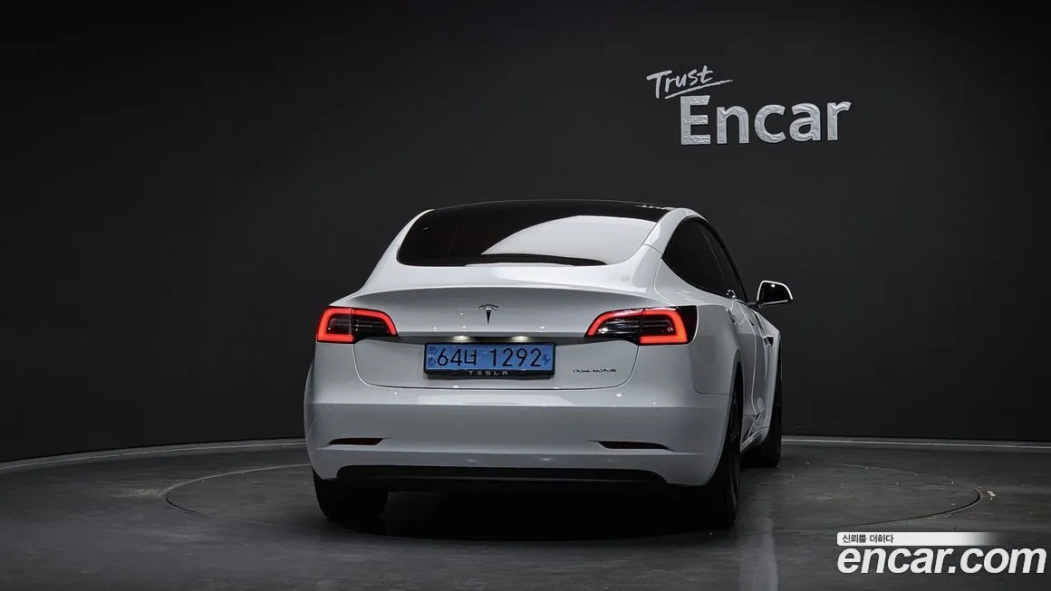 Tesla Model 3 2022 из KR, фото 4