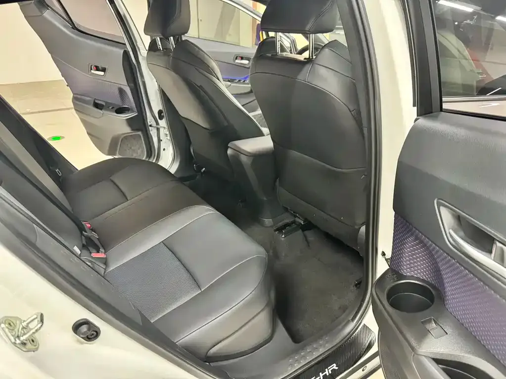 Toyota C-HR 2021 из CN, фото 7