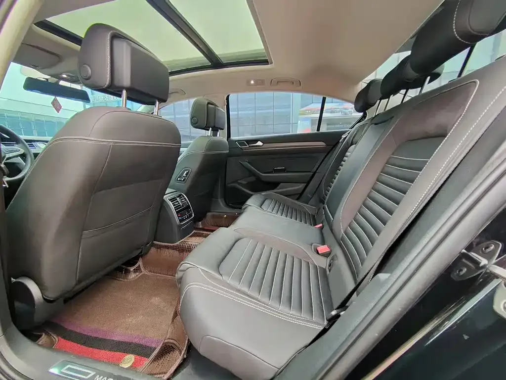 Volkswagen Magotan 2022 из CN, фото 5