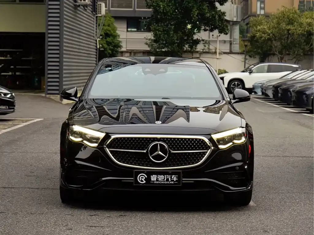 Mercedes-Benz E-Class (Import) 2024 из CN, фото 2