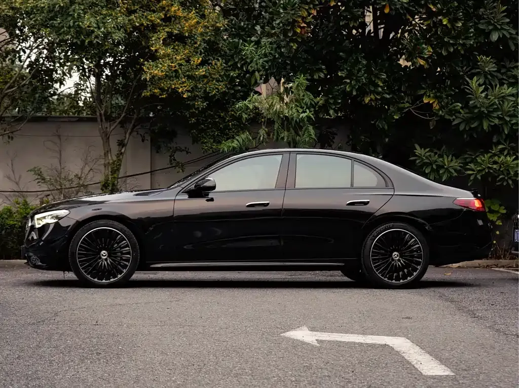Mercedes-Benz E-Class (Import) 2024 из CN, фото 3