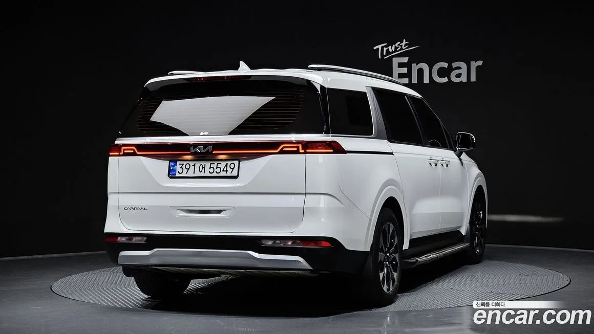 Kia Carnival 2023 из KR, фото 2