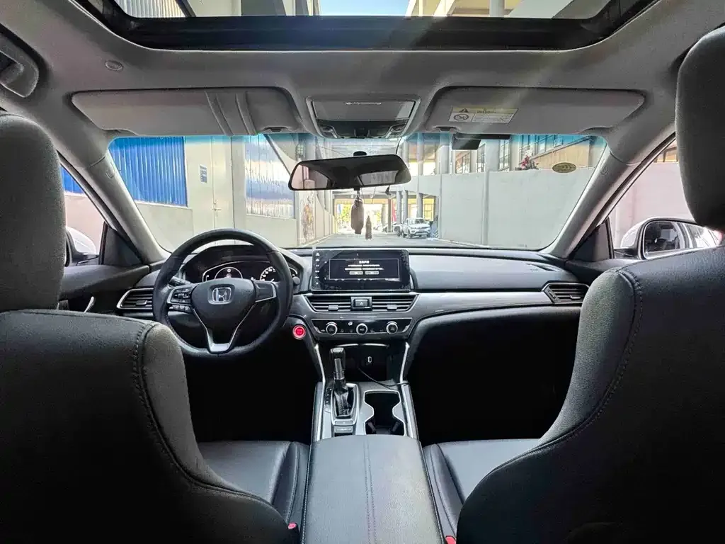 Honda Accord 2022 из CN, фото 9
