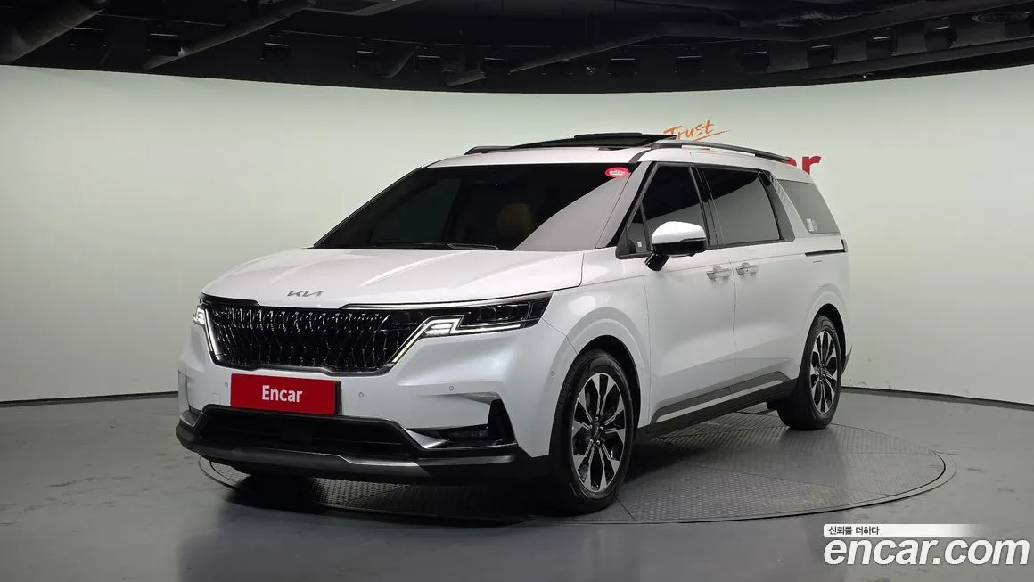 Kia Carnival 2023 из KR, фото 1