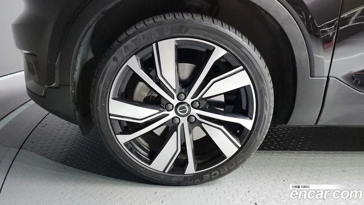 Volvo XC40 2022 из KR, фото 5