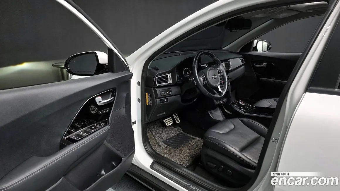 Kia Niro 2021 из KR, фото 10