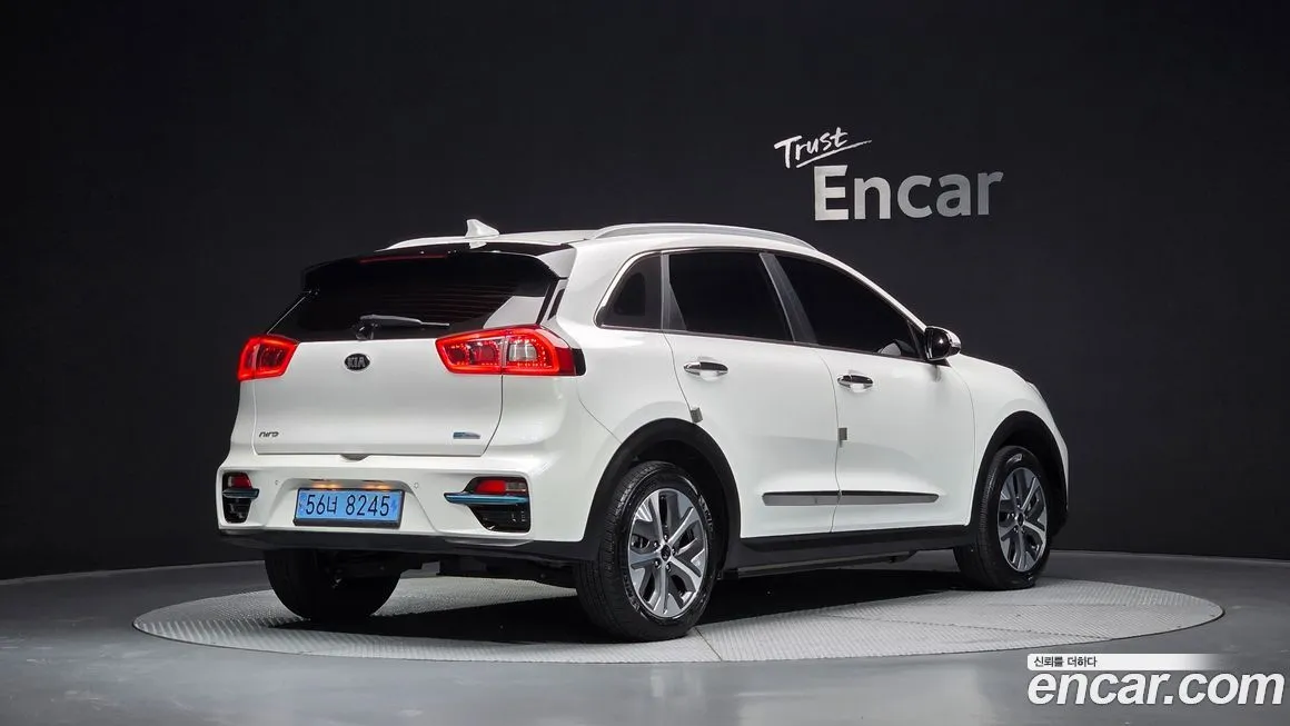 Kia Niro 2021 из KR, фото 2