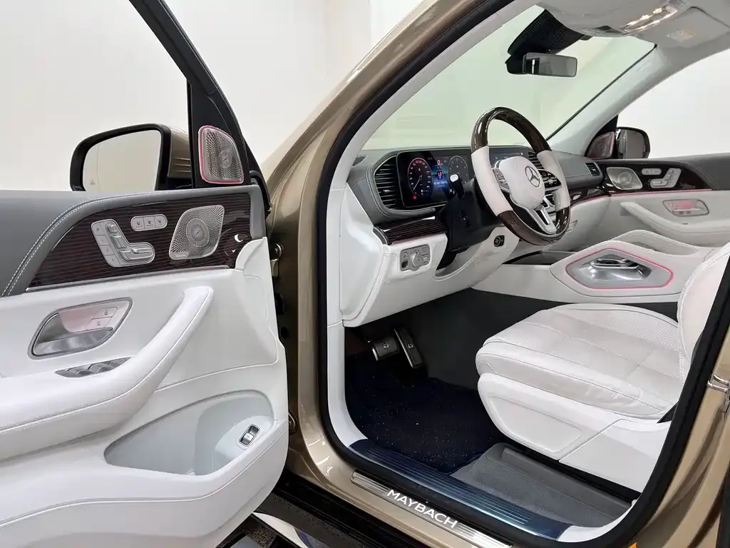 Mercedes-Benz GLS 2024 из CN, фото 10
