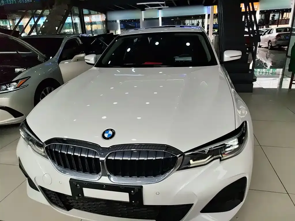 BMW 3 Series 2022 из CN, фото 3