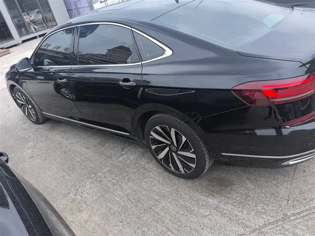 Volkswagen Passat 2022 из CN, фото 5