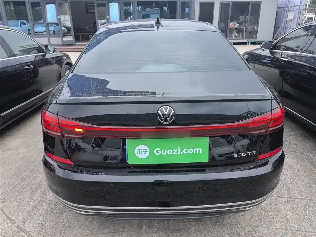 Volkswagen Passat 2022 из CN, фото 6