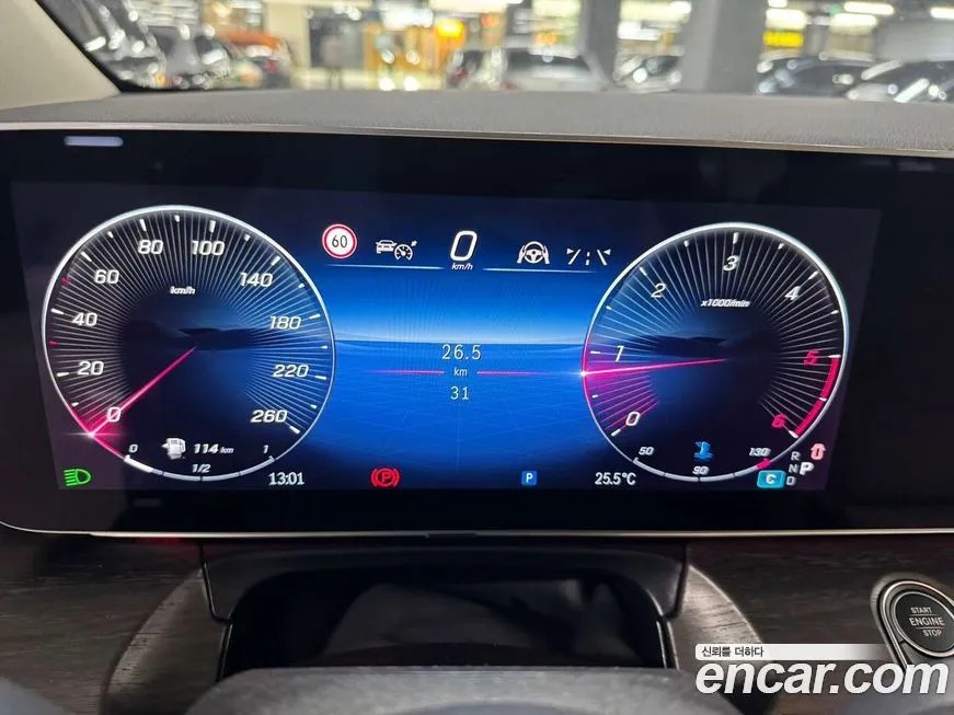 Mercedes-Benz V-Class 2025 из KR, фото 4