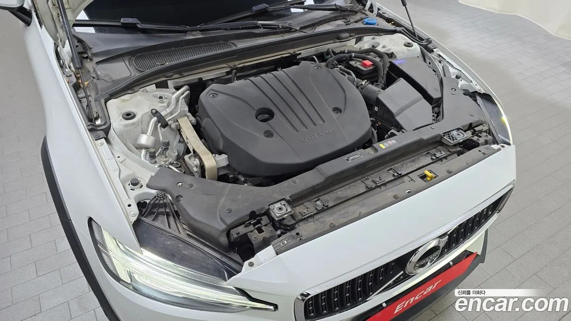 Volvo V60 2022 из KR, фото 6