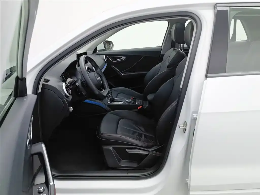 Audi Q2L 2021 из CN, фото 10