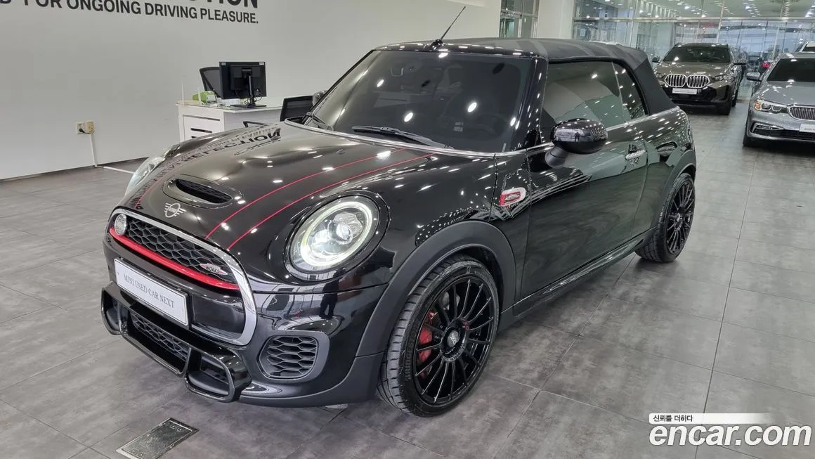 Mini Cooper Convertible 2021 из KR, фото 2