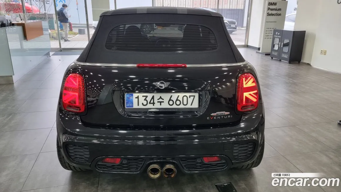 Mini Cooper Convertible 2021 из KR, фото 3