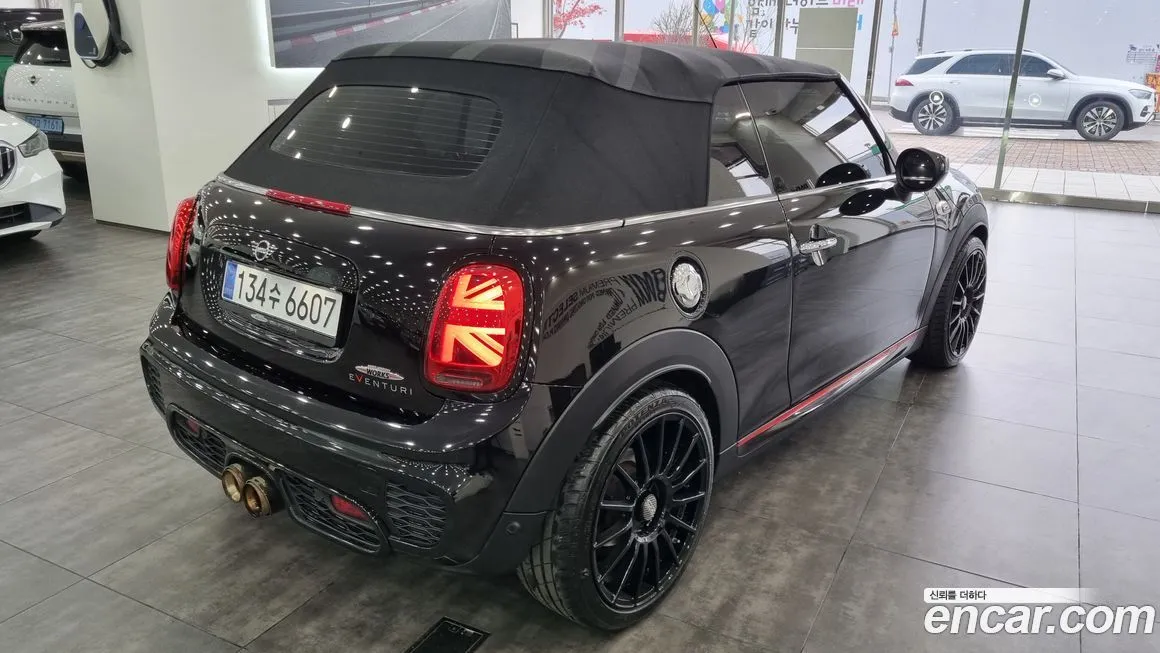Mini Cooper Convertible 2021 из KR, фото 4